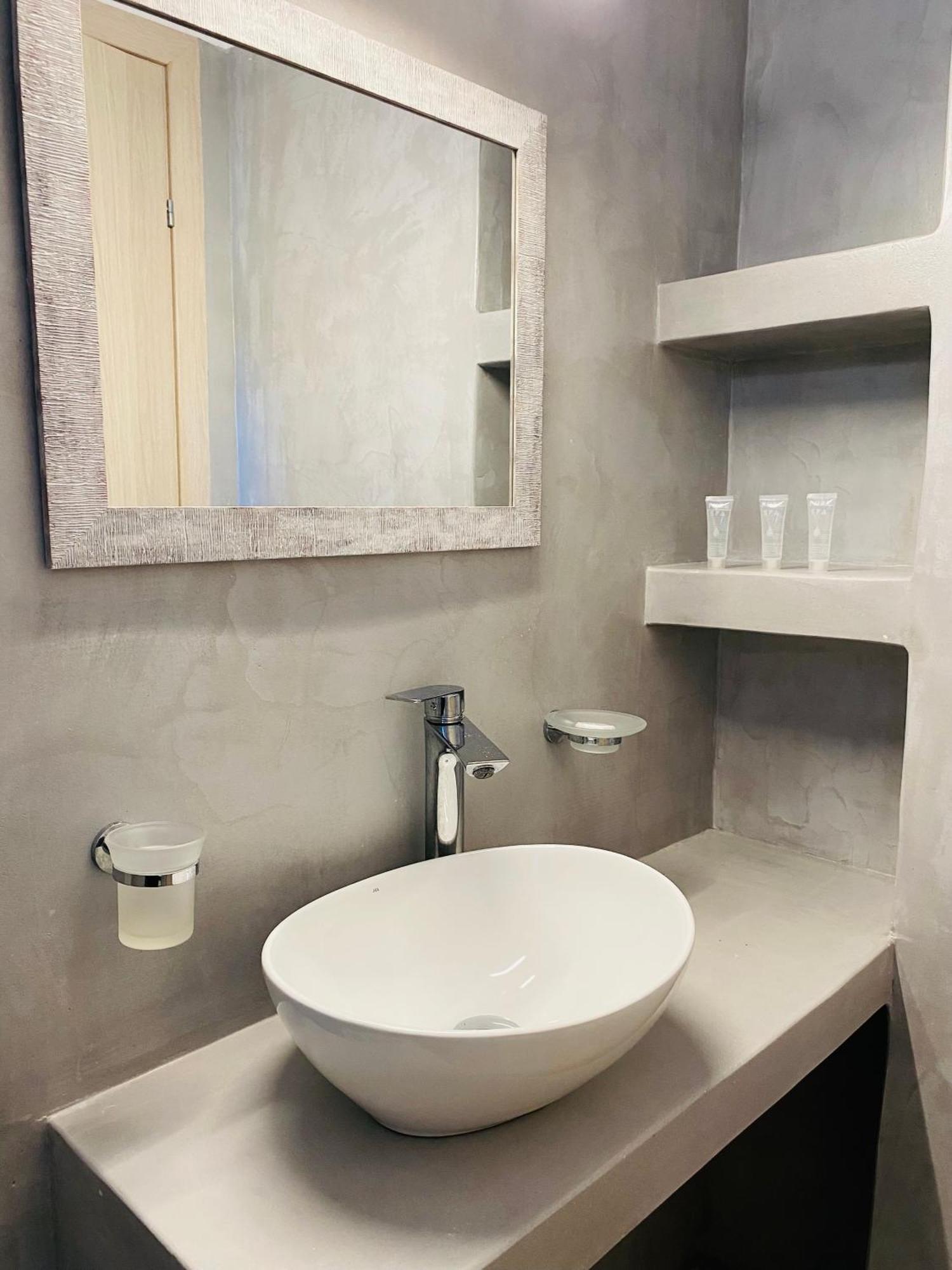 Alkyon Hotel 3*